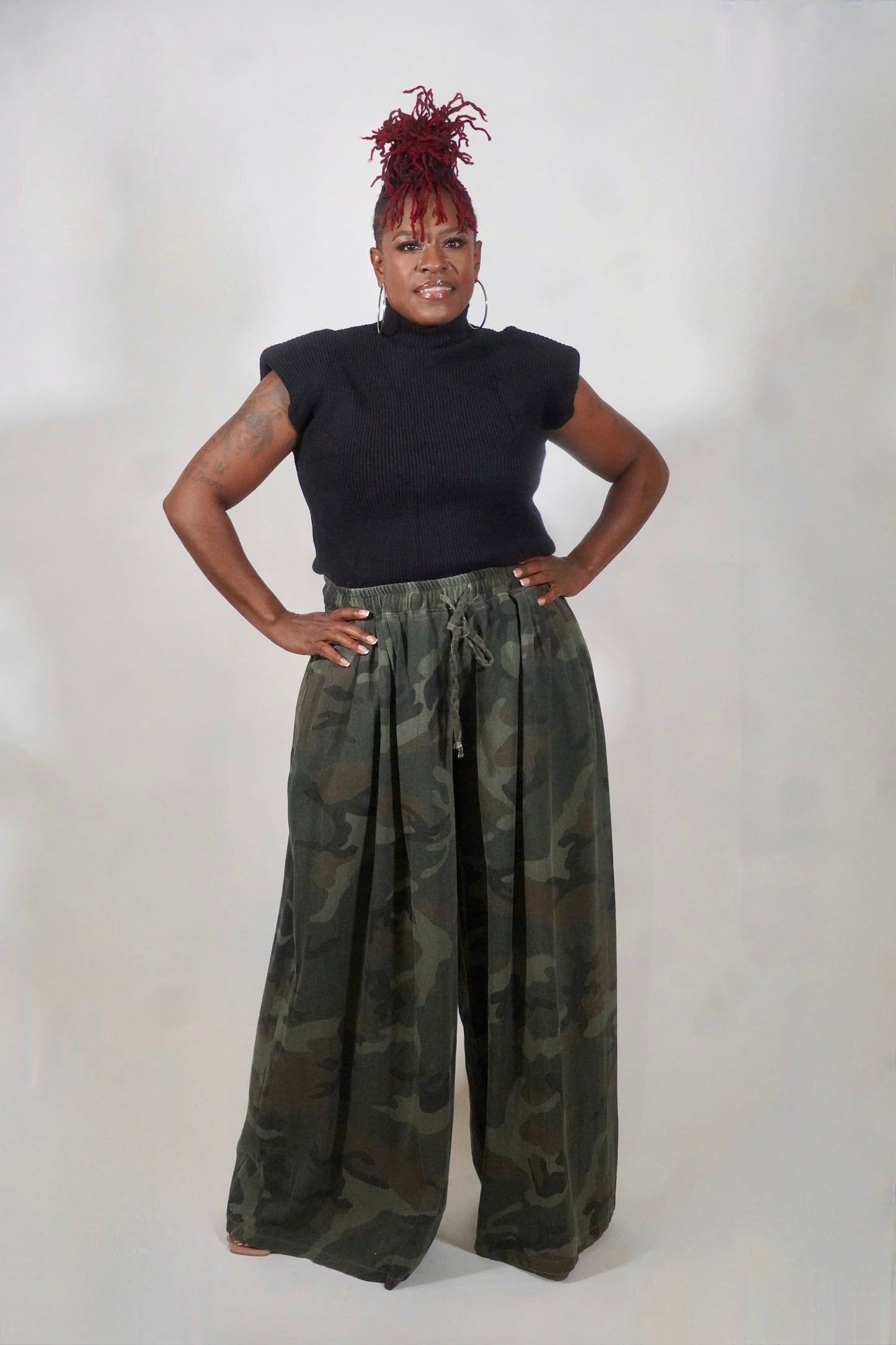 Wide-Leg Pants w/ Pockets