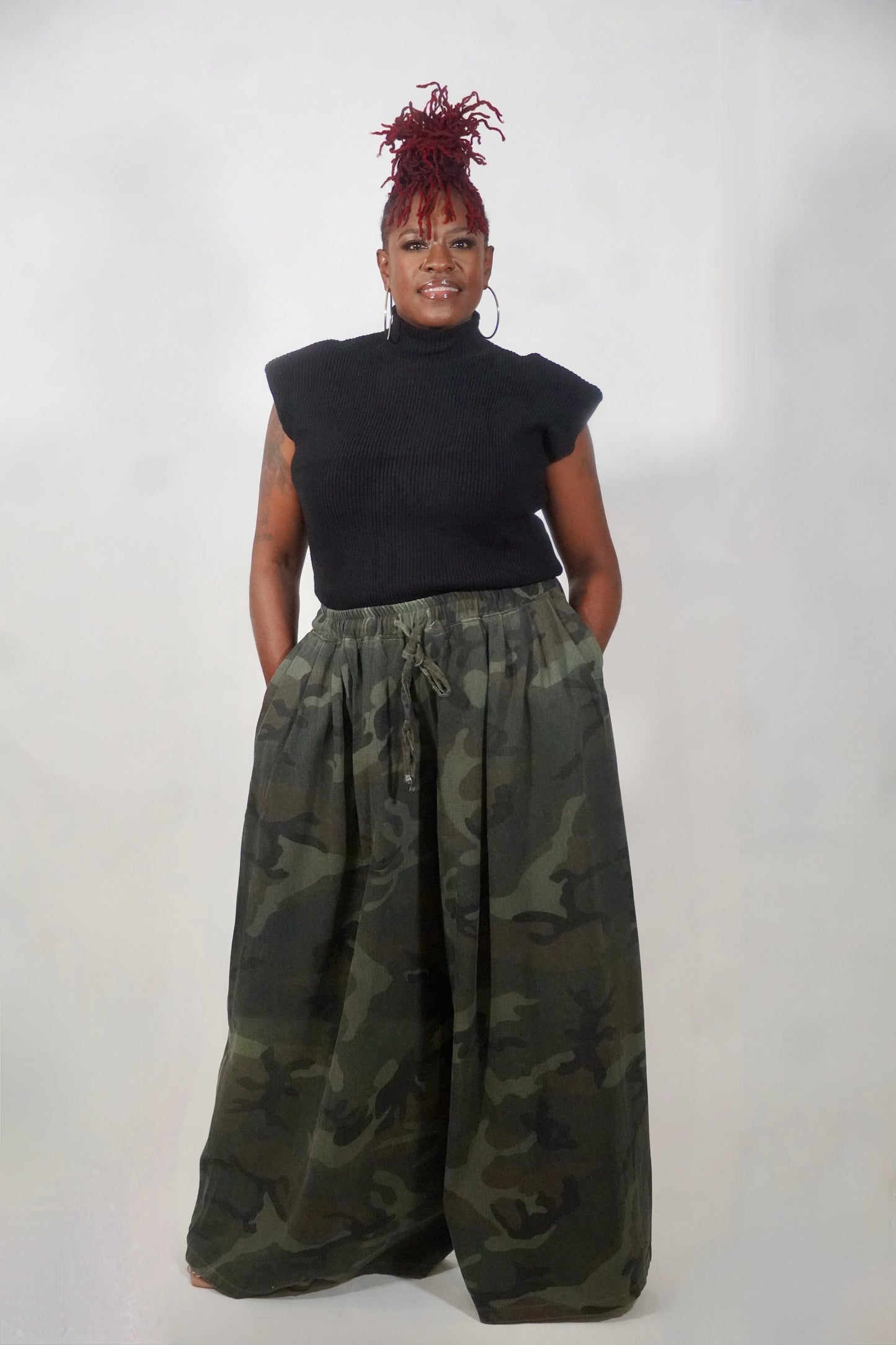 Wide-Leg Pants w/ Pockets