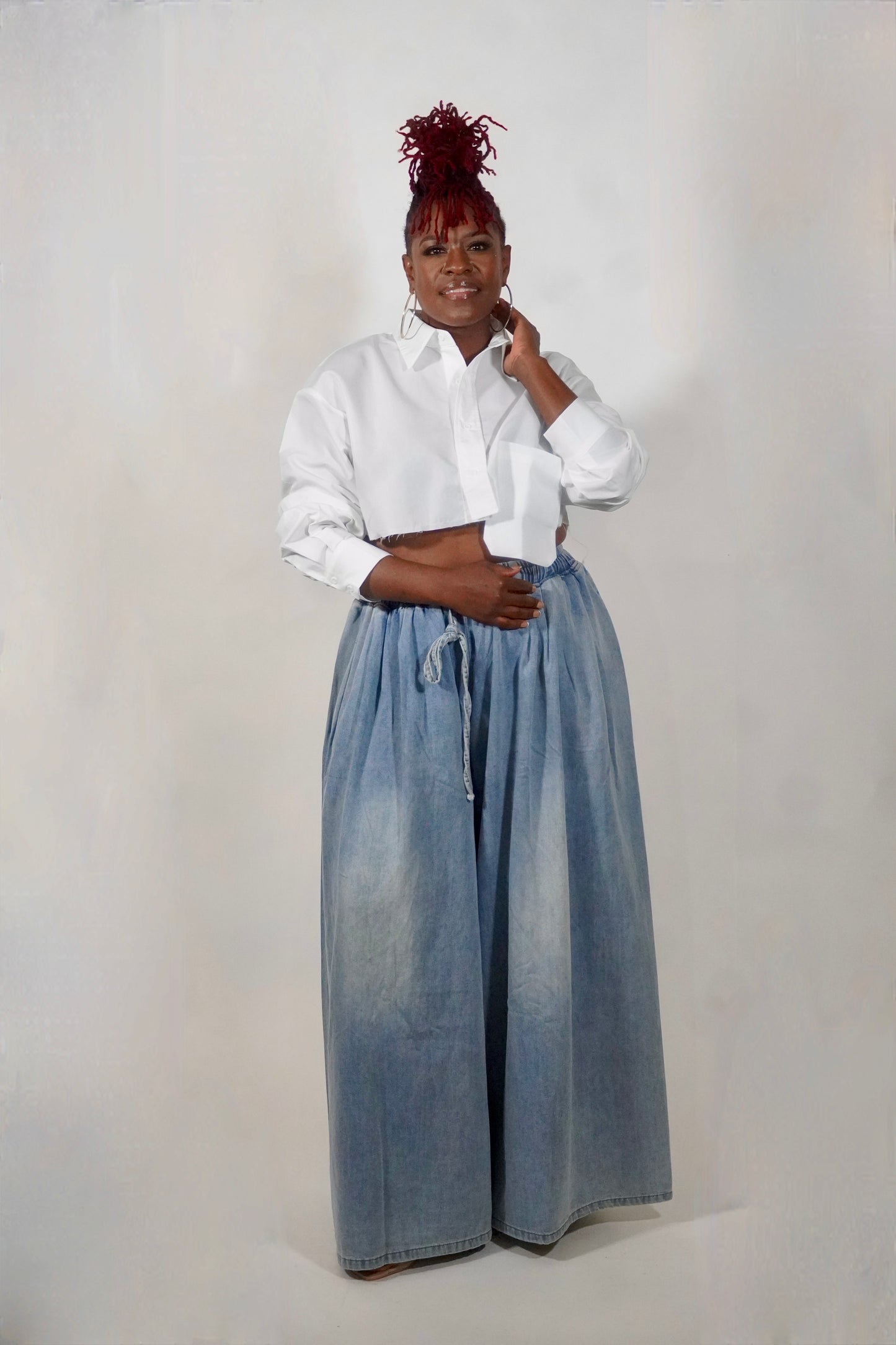 White button cropped long sleeve shirt