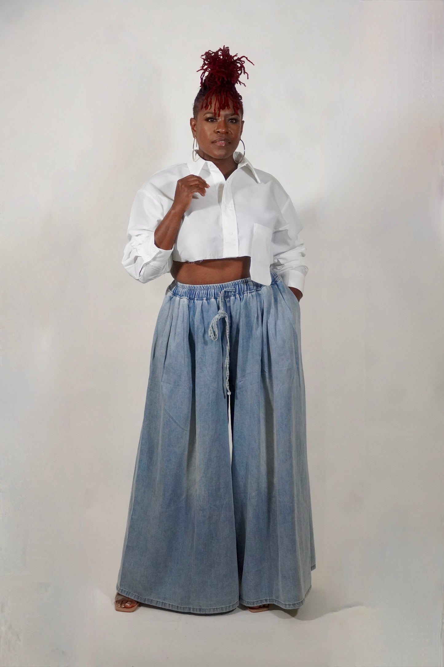 White button cropped long sleeve shirt